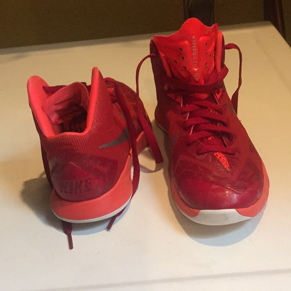 Nike hyperdunks